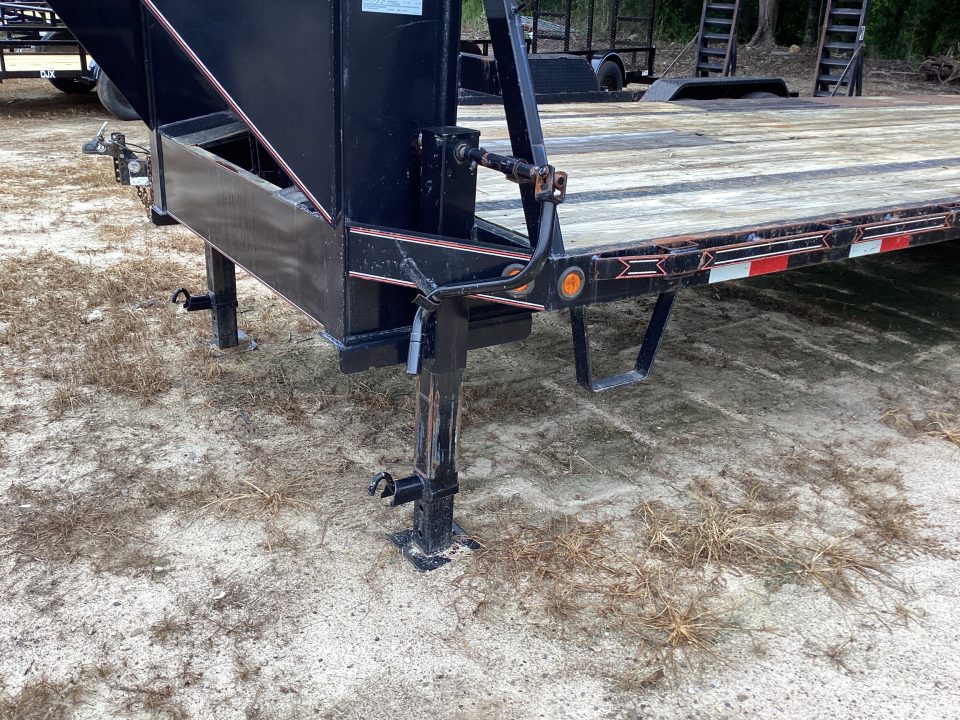 Used 2023 Diamond T 25 Deckover Trailer
