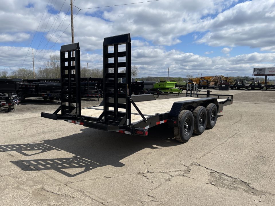 New 2026 Load Trail 83x22 Tri-Axle 21k w/HD Ramps Equipment Trailer