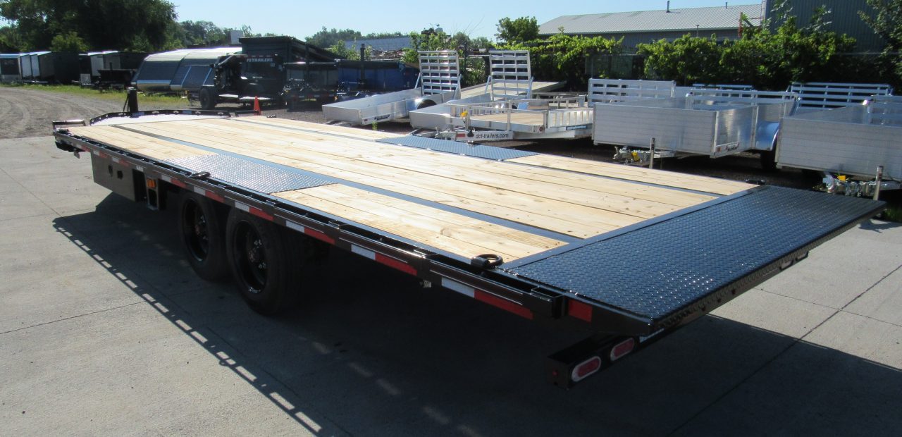 New 2026 Diamond C Trailers DET208 24ft Tilt Trailer