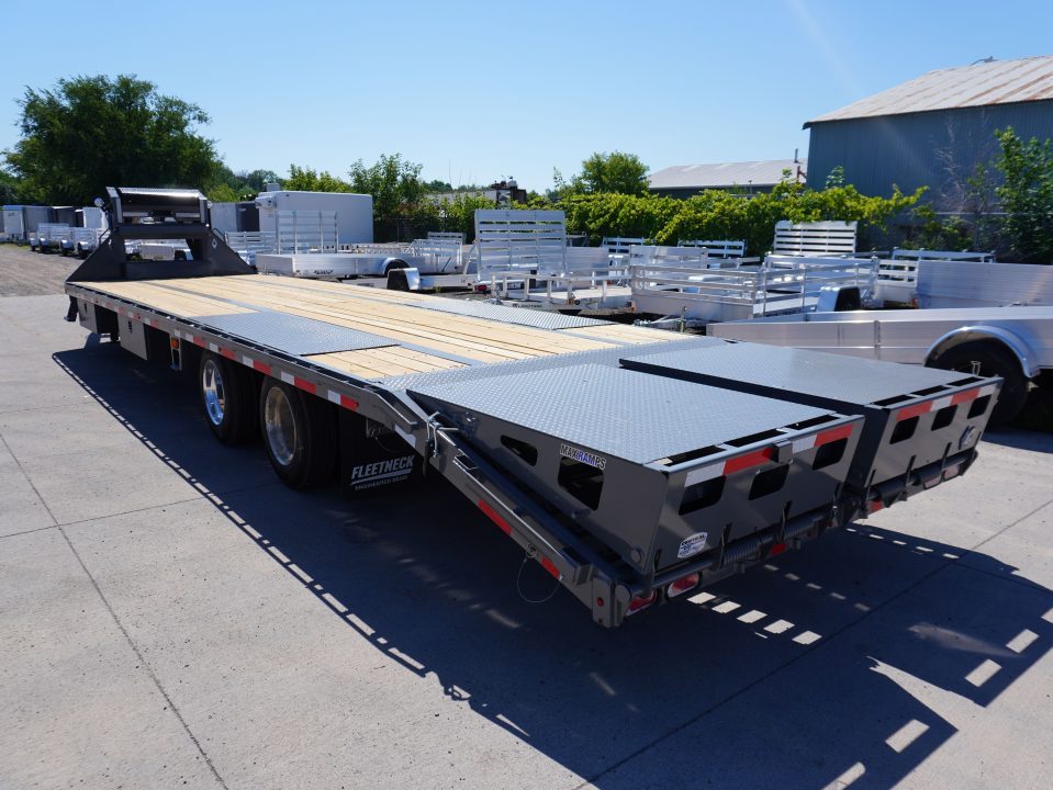 New 2026 Diamond C Trailers FMAX212 32ft Gooseneck Trailer