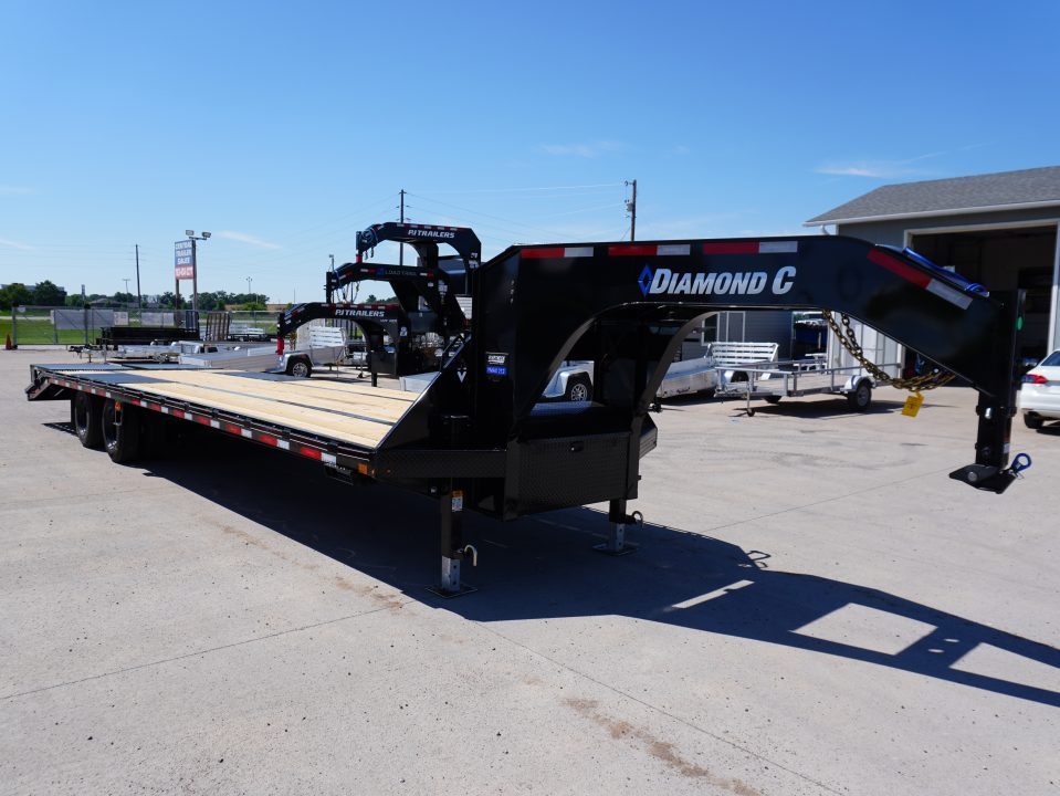 New 2026 Diamond C Trailers FMAX212 32ft Gooseneck Trailer