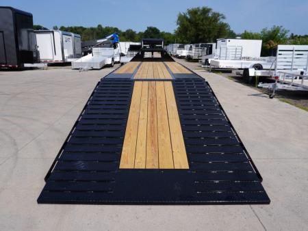 New 2026 Diamond C Trailers FMAX212 35ft Gooseneck Trailer