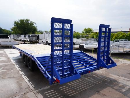 New 2026 Diamond C Trailers DEC207 22ft Equipment Trailer