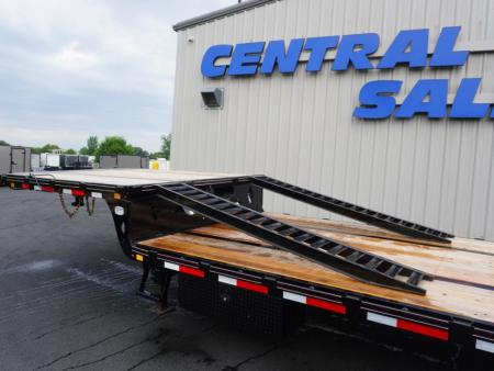 New 2025 Diamond C Trailers 38ft Trailer Step Deck