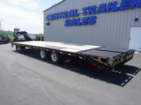 New 2026 Diamond C Trailers Fmax212 35' Gooseneck Deckover
