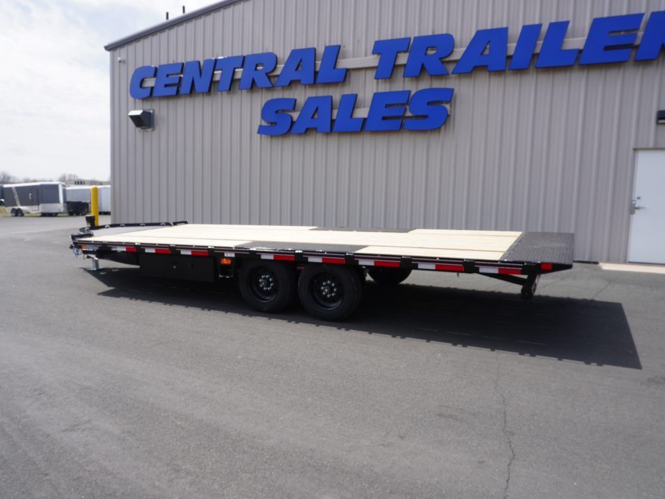 New 2026 Diamond C Trailers DET207 22ft Deckover Tilt