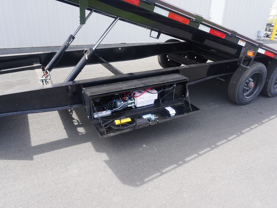 New 2026 Diamond C Trailers DET210 24ft Deckover Tilt Trailer