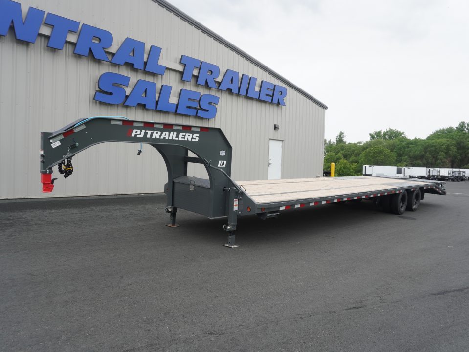 New 2026 PJ Trailers 36ft Deckover Flatbed Trailer