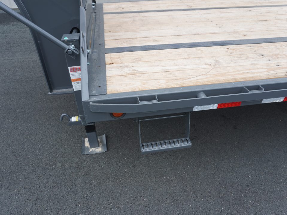 New 2026 PJ Trailers 36ft Deckover Flatbed Trailer