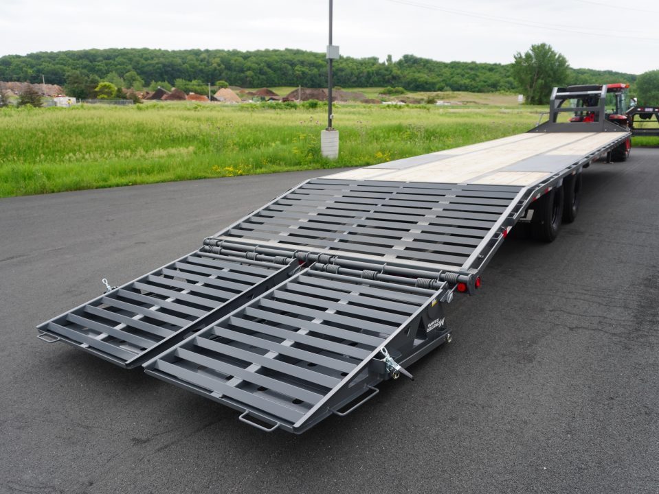 New 2026 PJ Trailers 36ft Deckover Flatbed Trailer