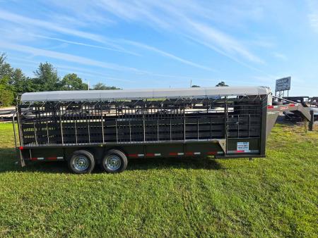 New 2026 Neckover LIVESTOCK W/ 2 CUT GATES/ WOOD FLOOR/ TARP TOP/ BUTTERFLY REAR/ 6'8X24