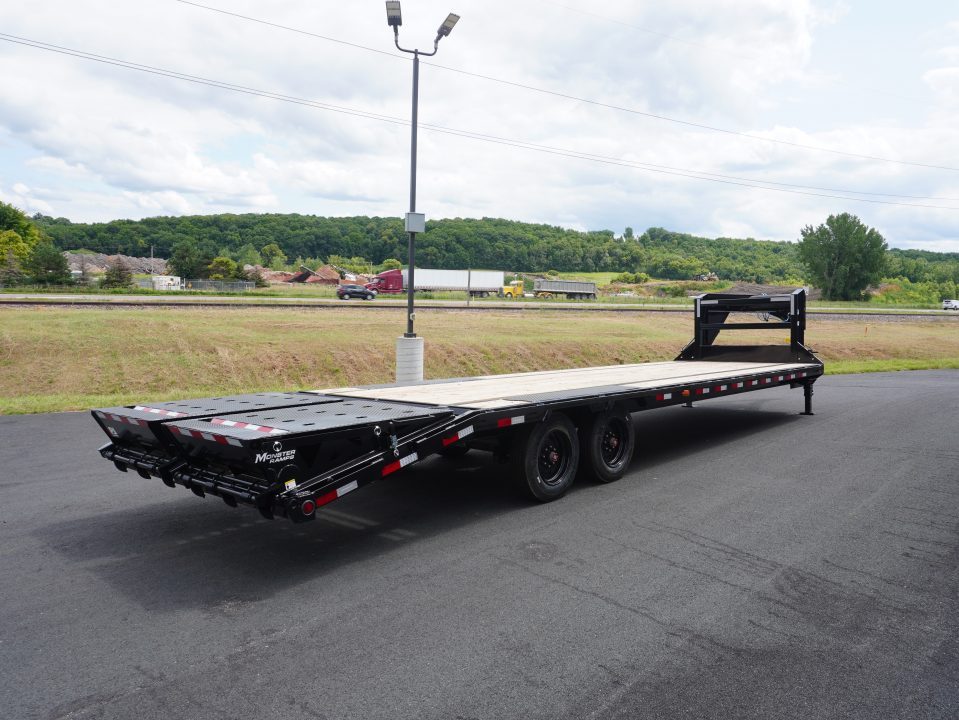 New 2027 PJ Trailers LQ 30ft Gooseneck Bodies