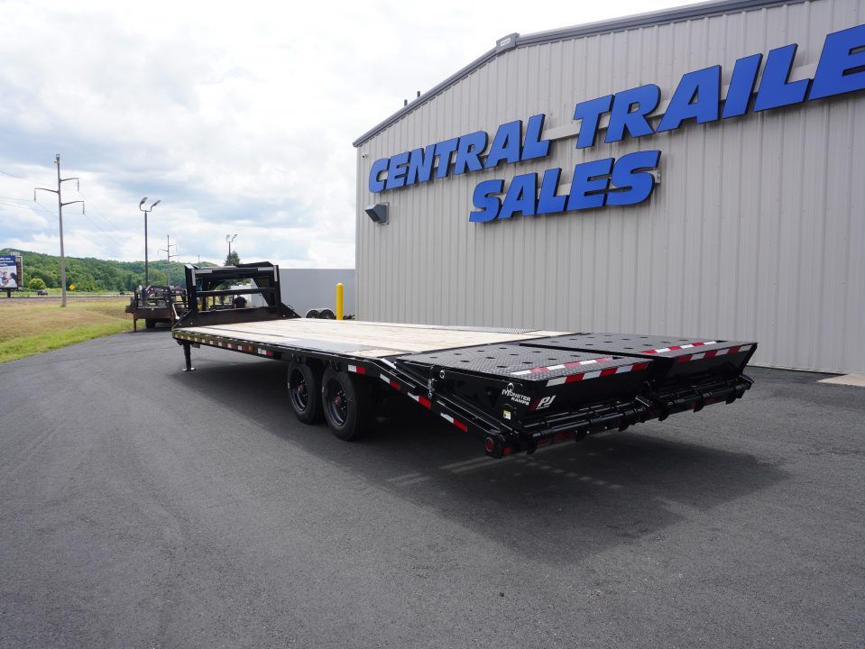 New 2027 PJ Trailers LQ 30ft Gooseneck Bodies