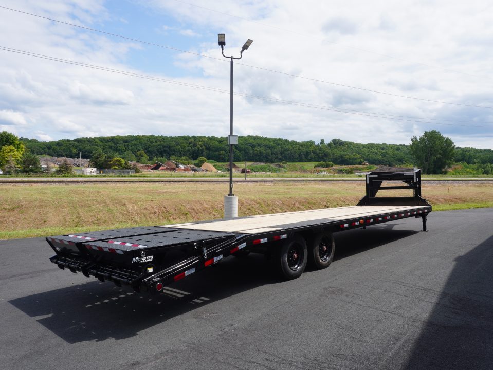 New 2027 PJ Trailers LQ 32ft Gooseneck Bodies