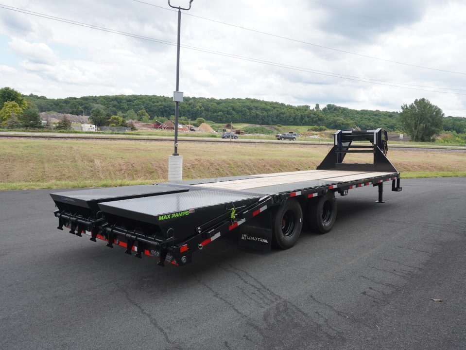 New 2026 Load Trail 25ft Gooseneck Deckover Flatbed Trailer