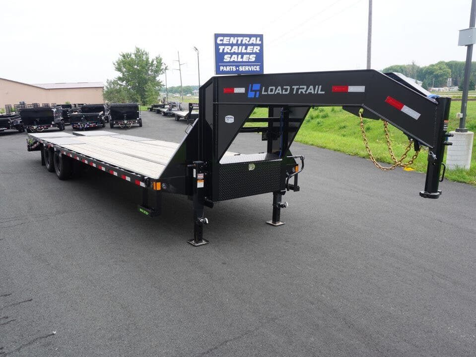 New 2026 Load Trail 30ft Gooseneck Deckover Flatbed Trailer