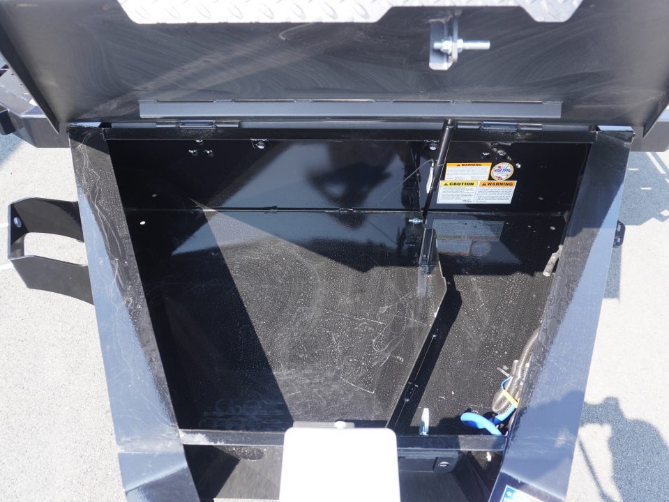New 2026 Diamond C Trailers HXD210 22ft Tilt Trailer