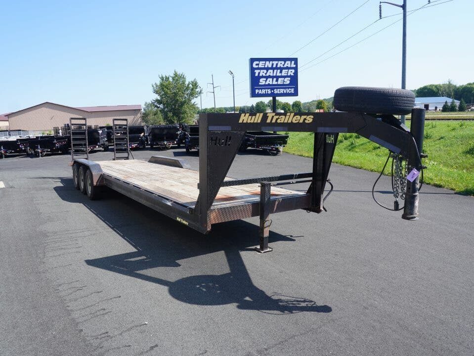 Used 2013 Other Hull 82"x30' Gooseneck Equipment Trailer