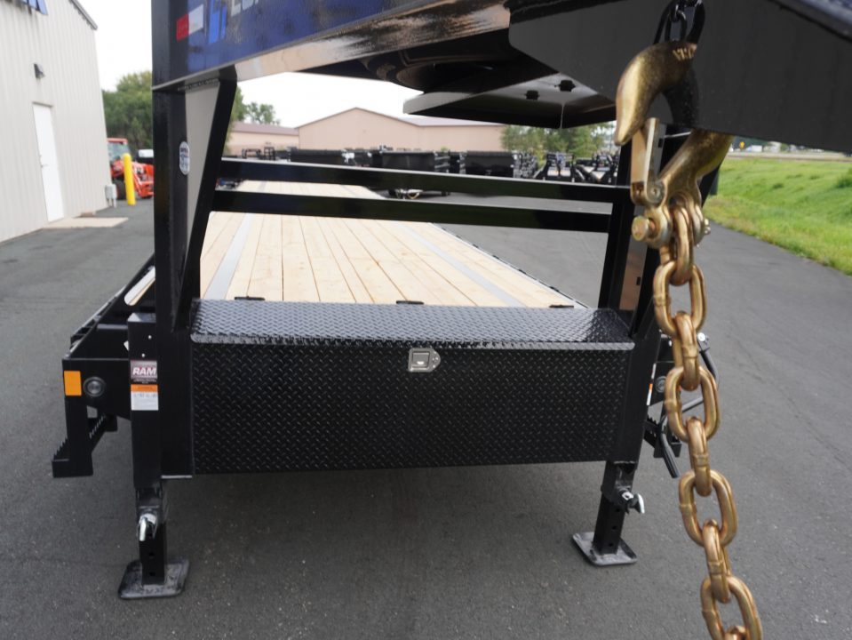 New 2027 Load Trail 102"x40' Low-Pro Gooseneck Deckover Trailer