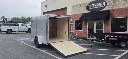 New 6 x 10 Look ST DLX Cargo 3k****FITS IN A GARAGE
