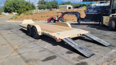 New 2026 Diamond C Trailers GTF83X20-SI Car Hauler