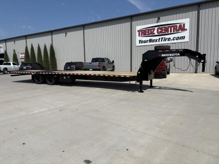 New 2027 Midsota FBHB3612-259G Hydraulic Tail Goosneck Flatbed Trailer