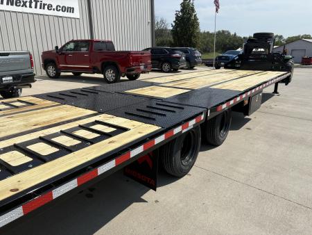 New 2027 Midsota FBHB3612-259G Hydraulic Tail Goosneck Flatbed Trailer