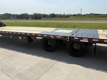 New 2027 Midsota FBHB3612-259G Hydraulic Tail Goosneck Flatbed Trailer