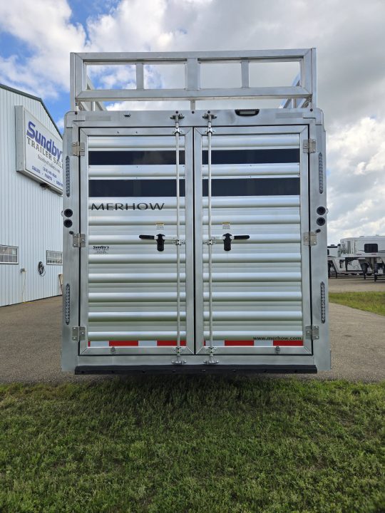 New 2027 Merhow Trailers Lone Star Horse Trailer