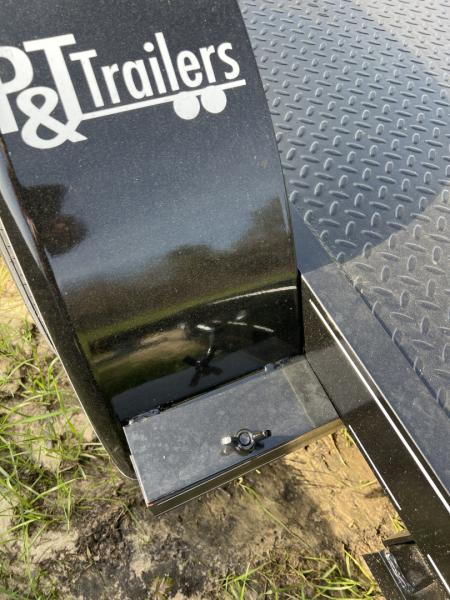 New 2026 P & T Trailers 82X20SSCH Car Hauler
