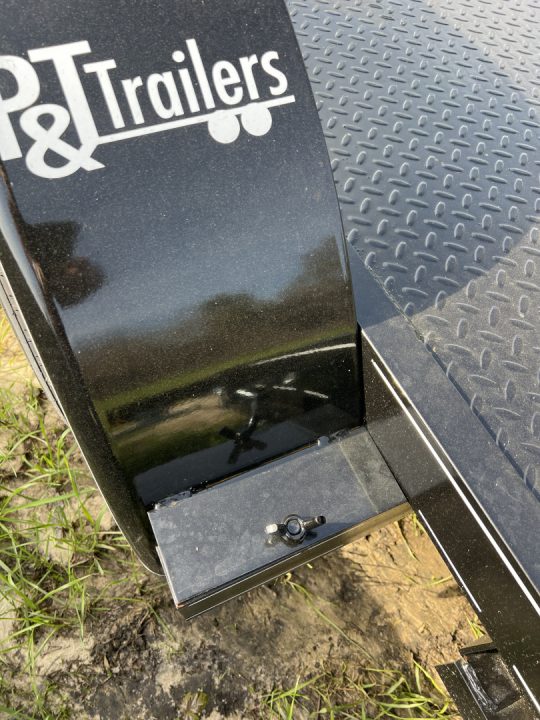 New 2026 P & T Trailers 82X20SSCH Car Hauler