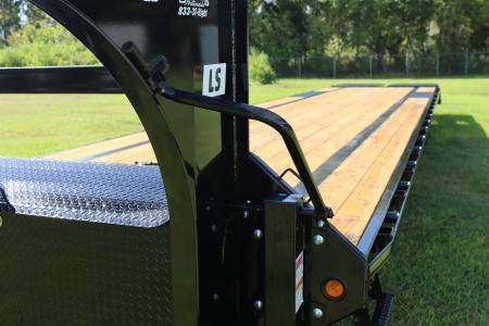 New 2027 8.5X40 PJ Gooseneck Equipment Trailer