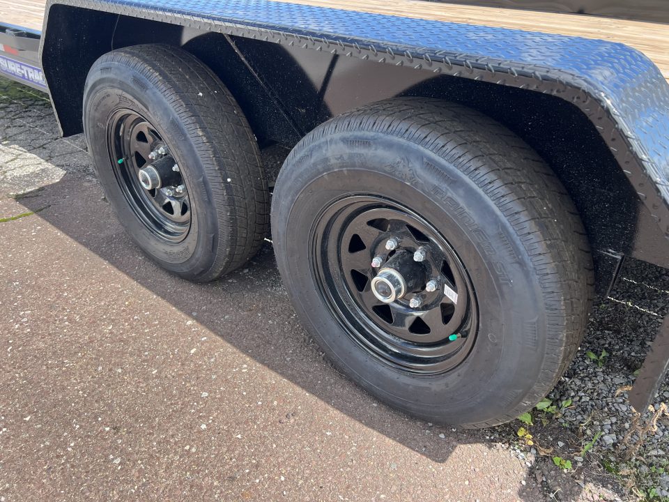 New 2027 Sure-Trac 7X18 10K Equipment Trailer