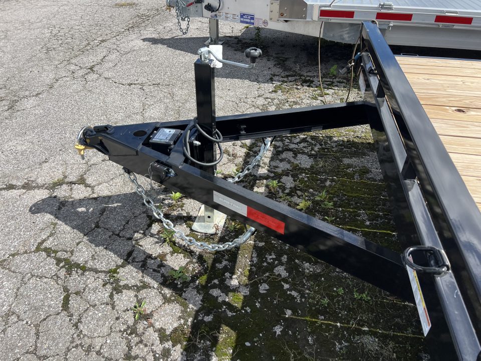 New 2027 Sure-Trac 7X18 10K Equipment Trailer