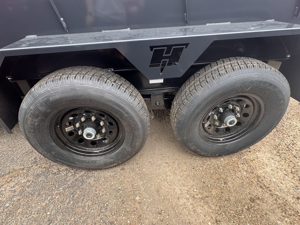 2027 Hillcrest Trailers photo 3