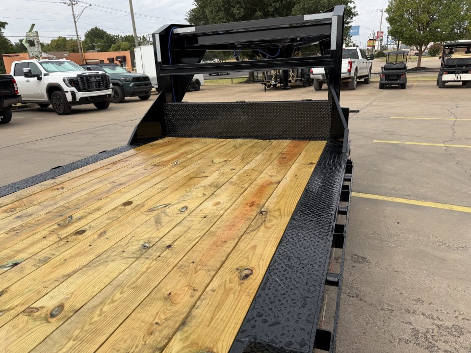 New #393585 2027 LOAD TRAIL GC 22 X 102 14K GOOSENECK EQUIPMENT HAULER W/ MAX RAMPS