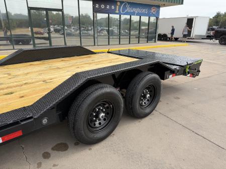 New #393585 2027 LOAD TRAIL GC 22 X 102 14K GOOSENECK EQUIPMENT HAULER W/ MAX RAMPS