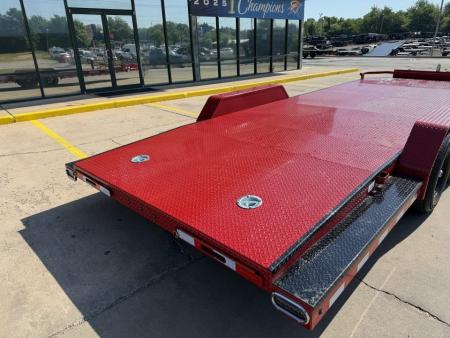 New #011050 2027 LOAD TRAIL CZ 22 X 83 TANDEM AXLE 10K STEEL FLOOR CAR HAULER W/ BLACKOUT TRIM PACKAGE