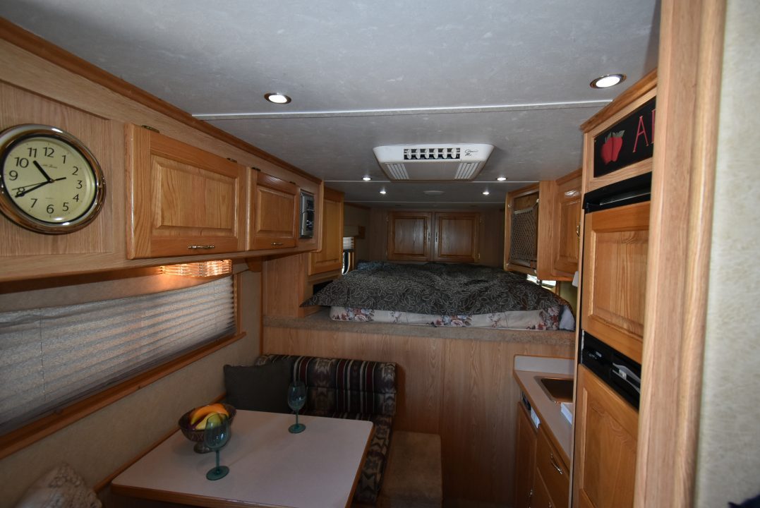 Used 2003 Jamco Series 2000 Horse Trailer