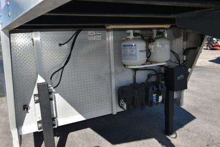 Used 2003 Jamco Series 2000 Horse Trailer