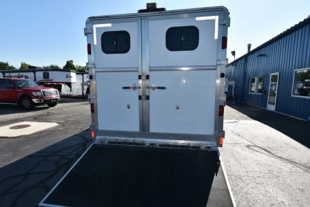 Used 2003 Jamco Series 2000 Horse Trailer