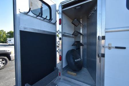 Used 2003 Jamco Series 2000 Horse Trailer