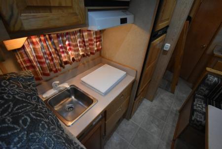 Used 2003 Jamco Series 2000 Horse Trailer