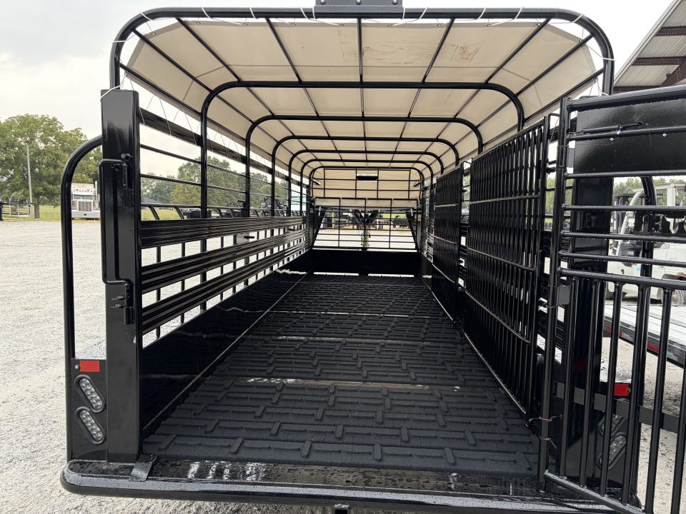 New 2026 Neckover 2026 NECKOVER 6'8X24X6'6"/RUBBER CLEATED FLOOR/2- INSIDE CUT GATES/COMBO REAR GATE/ESCAPE DOOR/BAR TOP W/TARP Stock / Stock Combo Trailer