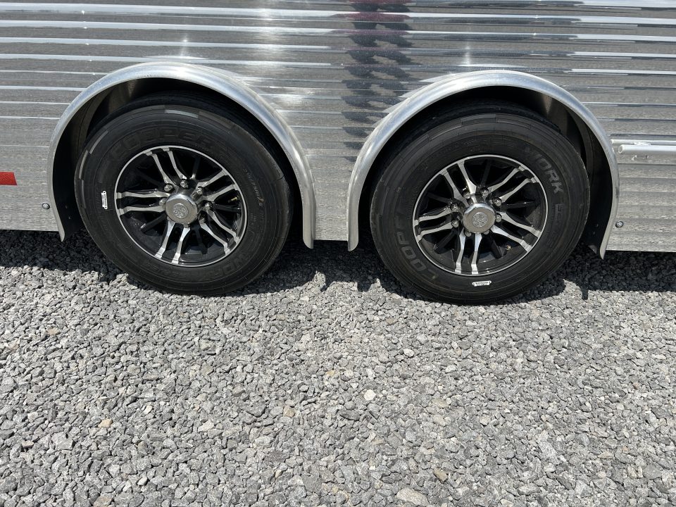 New 2027 Sundowner Rancher Express 2725