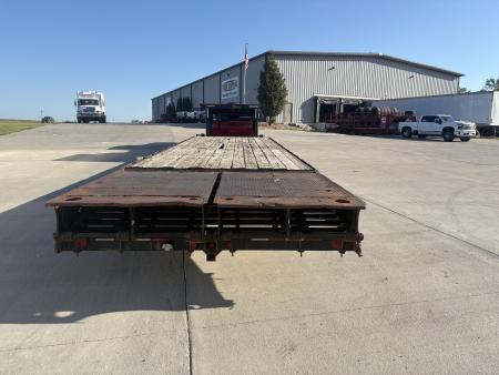Used 2010 Titan Trailer 32' Flatbed Deckover Trailer