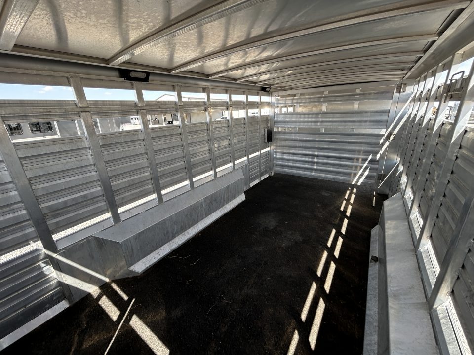 Used 2017 Exiss Trailers 8024 Stock / Stock Combo Trailer