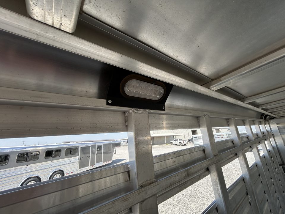 Used 2017 Exiss Trailers 8024 Stock / Stock Combo Trailer