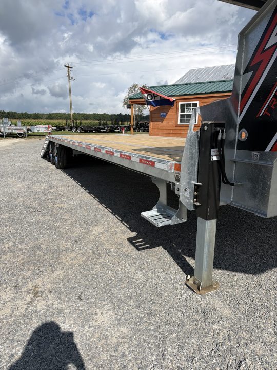 New 2027 Triumph Trailers GDTGN-TA102X32-12K Gooseneck Bodies
