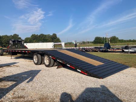 New 2027 MAXX-D 102x36 TANDEM 25.9K GN HYDROTAIL W/ STEEL RUNNERS, HYDROJACKS, DISC BRAKES & WIRELESS REMOTE Flatbed Trailer